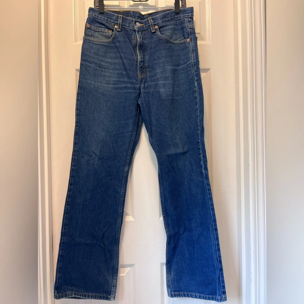 Levi’s Jeans - Picture 1 of 9